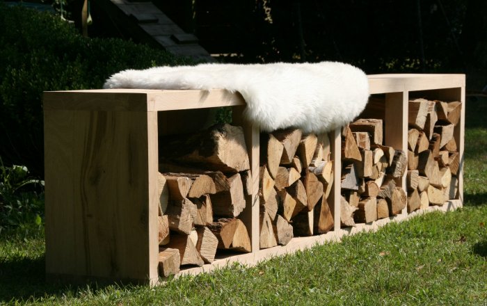 wood staple, oak, compartments
